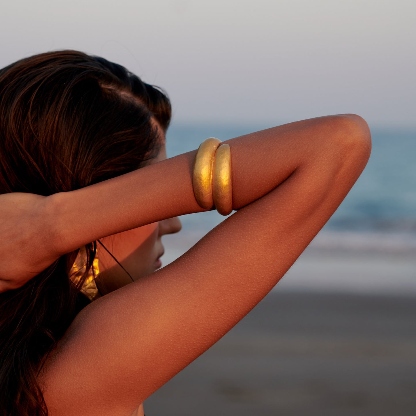 Tesoro Collection 21K Gold Two-Wave Cuff - Nado's Jewellery