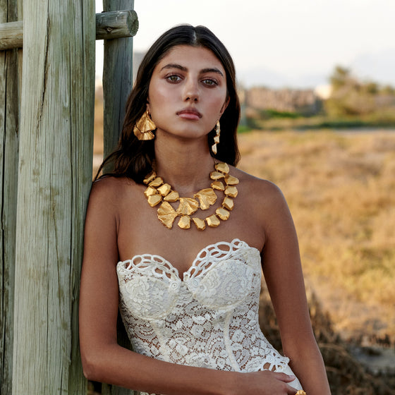 Tesoro Collection 21K Gold Two-Tier Ginko Leaves Necklace - Nado's Jewellery