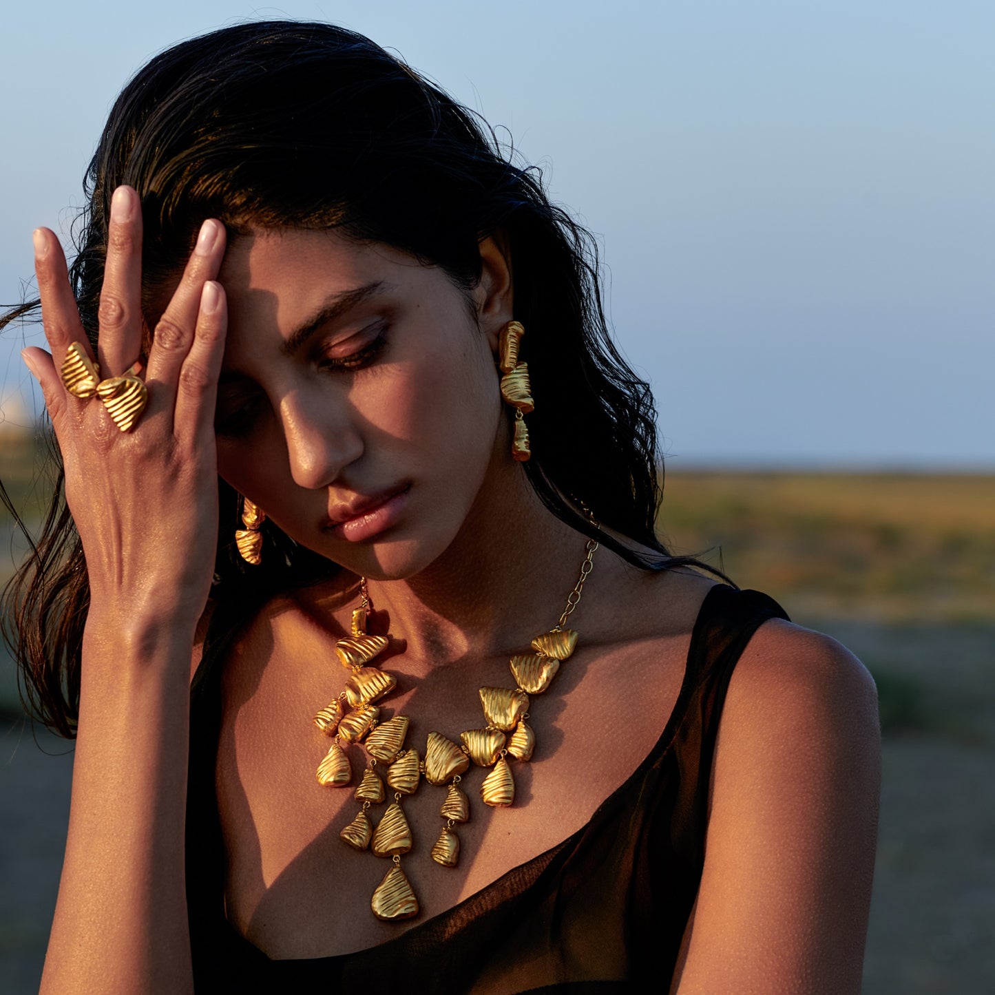 Tesoro Collection 21K Gold Ribbed Drop Earrings - Nado's Jewellery