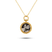  Tesoro Collection 21K Gold Picture Frame Pendant - Nado's Jewellery